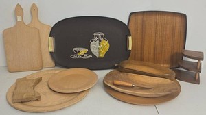 Vintage Wood Serving Trays Cutting Boards Mixed Kitchen Decor Lot