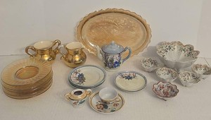 Vintage Porcelain China Piece Lot Including a Set of 4 Vintage Japanese Style Footed Porcelain Nut Candy Bowls