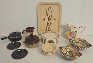 Vintage Country Kitchen Pottery Serving Ware Box Lot With Tray
