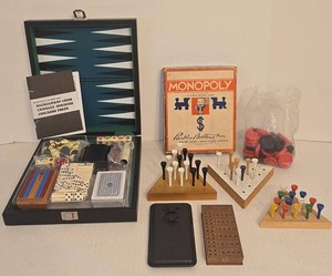 Vintage Board Game Lot Monopoly Mastermind Pass the Pigs Peg Games