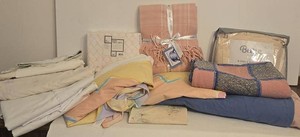 Assorted Bedding Linens Sheets Throws Blanket & Sheet Set Lot