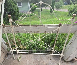 Vintage White Metal Twin Bed Frame Headboard Footboard Rails