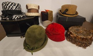 7 Vintage Womens Hats Assorted Felt Straw Feather Mid Century Lot