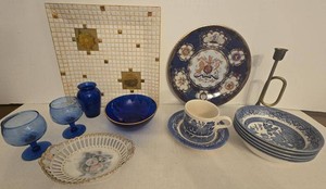 Mixed Vintage Decor Lot George Briard Tray Churchill Blue Willow Brass