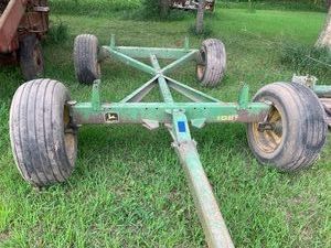 John Deere 1065 running gear, with ...