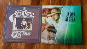 Country Vinyl Album Set  Nitty Gritty Dirt Band & Jason Aldean