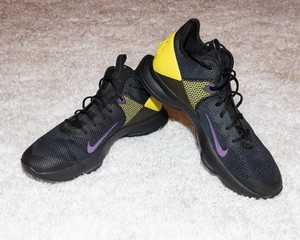 Nike LeBron Witness Basketball Shoes  Mens Size 16