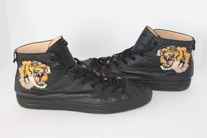 Gucci Leather High Top Tiger Appliqu Sneakers