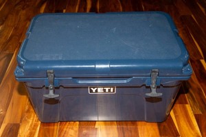 YETI Tundra 45 Hard Cooler  Navy