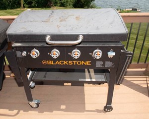 Blackstone Griddle Station with Hood & Cover