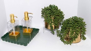 Modern Bathroom Decor & Accessories