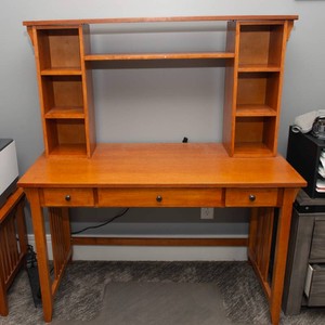 Desk with Removable Hutch