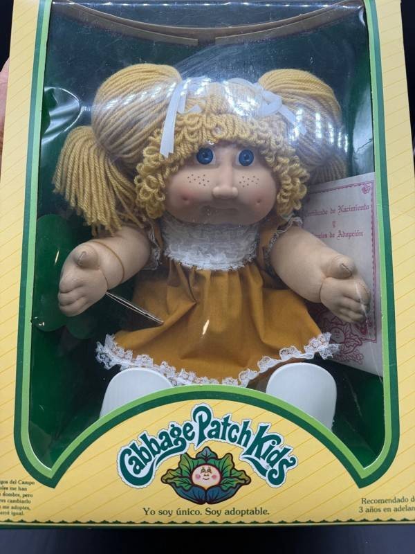 Cabbage Patch Kid - Jesmar -  Double Ponytail - Gold Hair - Blue Eyes - Girl - Dimples & Freckles- MIB