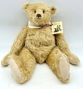 Vintage 1997 Murphy Bears McGee Mohair Bear
