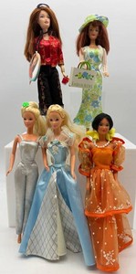 Barbie Fashion Avenue Doll Set (Lot of 5)