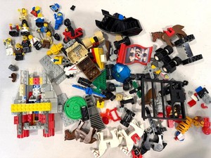 LEGO Minifigures & Parts Mixed Lot