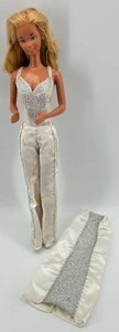 Vintage 1976 Mattel Barbie Doll With Silver Gown