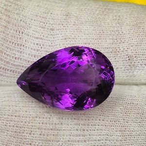 12.83 Carat Natural Deep Purple Amethyst Retail Value $850 VIDEO