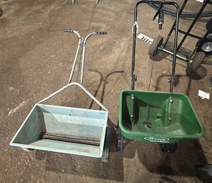 soil spreading carts