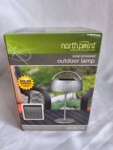 Northpoint solar powered outdoor lamp-NEW
