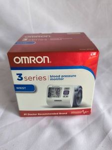 OMRON 3 Series Wrist blood pressure monitor-NEW