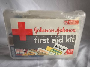 JohnsonJohnson first aid kit-NEW
