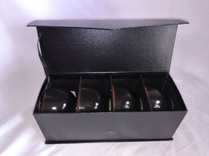 Set of 4 blackred bowls,with case-NEW