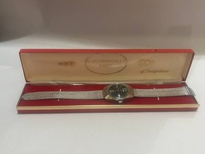 Vintage Harniton Electra 25 Swiss Made Watch 360 Windomatic Needs small repair