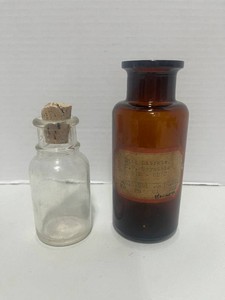2 Vintage Apothecary Glass Bottles Amber Zinc Nitrates 5.25 and Clear 2.5