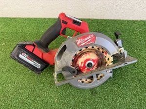 Milwaukee Fuel 7 14 Circular Saw with M18 Red Lithium High Output XC 6.0 Battery