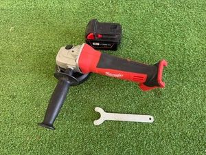 Milwaukee Cut-OffGrinder with Lithium Ion 18V Battery