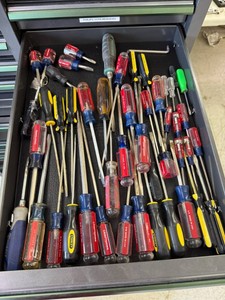 Flat Head Screwdrivers