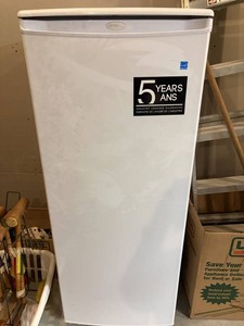 Danby Designer Upright 62 Freezer