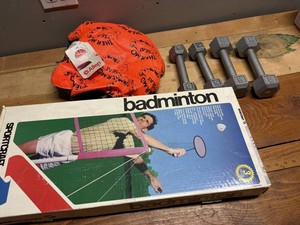Sportcraft Badminton Set, Hunting Seat Cushion Blaze Orange and Camoflauge,  4 metal exercise dumbbells Mixed Lot, 6 Total