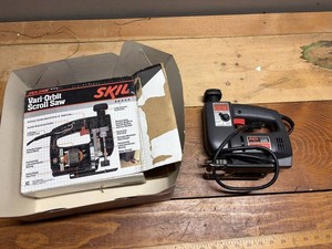SKIL 4395 Auto-Scroll Vari-Orbit Jig Saw With Box