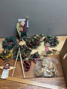 Christmas Holiday Decor