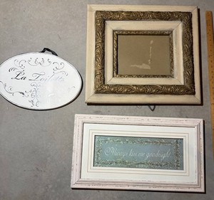 Mixed Wall Decor Framed Art & La Toilette Oval Mirror