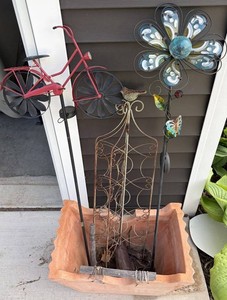 Metal Garden Stakes Decor Mixed Lot in Terracotta Planter