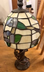 Stained Glass Table Lamp, 14 Inches