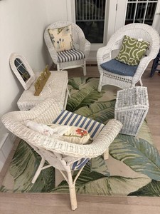White Wicker Patio 5 Piece Furniture Set, Mirror, Peace Sign & Area Rug
