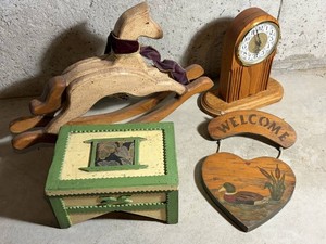 Wooden Home Decor with Clock