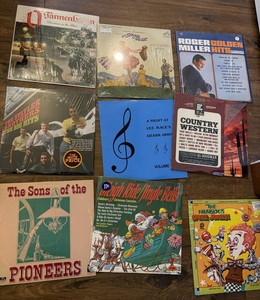 Mixed Lot of Vinyl Records Christmas Country Gospel & Soundtracks, 9 Total