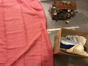 Pink Drapery Panels & Floral Decor Mixed Lot