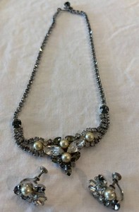 Crystal Pearl Necklace & Earrings Set