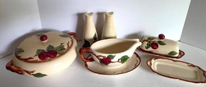 Franciscan Apple Serveware Mixed Lot