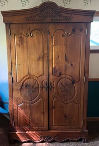 Vintage Hand-Carved Wooden Armoire Wardrobe 42 X 28 X 78 in