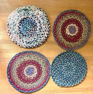 Braided Rag Mats 14 in Round (Lot of 4)