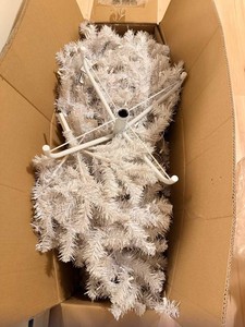 7 Ft Pre-Lit Clear Christmas Tree NRVW7-302-70