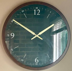 Round Wall Clock 19.5 Inch