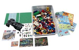 Vintage and Modern LEGOs